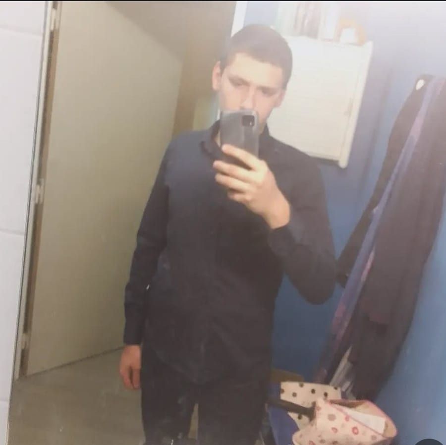 Badys - Site gay gratuit à Zillis Profil de Badys, 43 ans, Site gay gratuit à Zillis (Grisons)