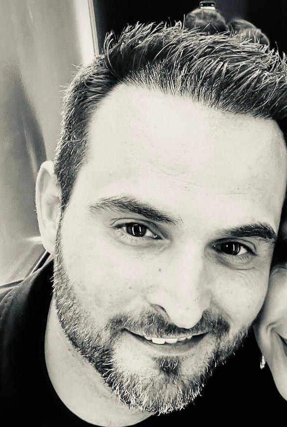 Syan - Site gay gratuit à Neuchâtel Profil de Syan, 25 ans, Site gay gratuit à Neuchâtel (Neuchâtel)
