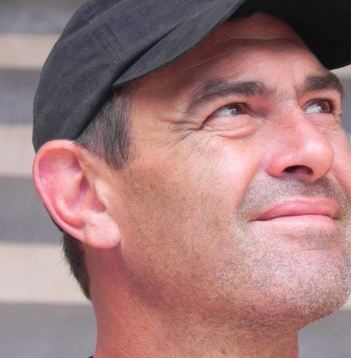 Dragoslav - Site gay gratuit à Saules Profil de Dragoslav, 34 ans, Site gay gratuit à Saules (Neuchâtel)