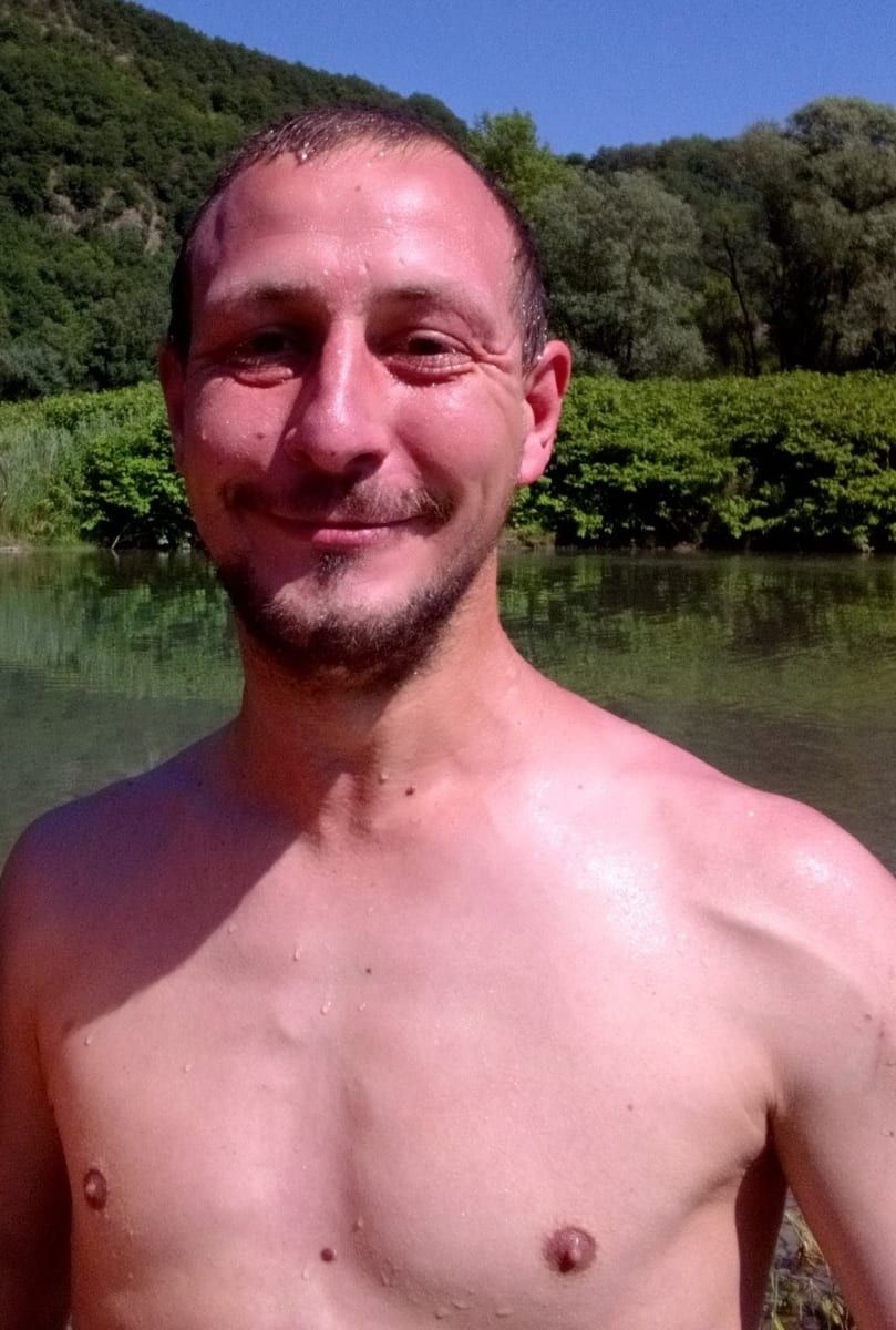Sigfrid - Site gay gratuit à Blankenburg Profil de Sigfrid, 31 ans, Site gay gratuit à Blankenburg (Berne)