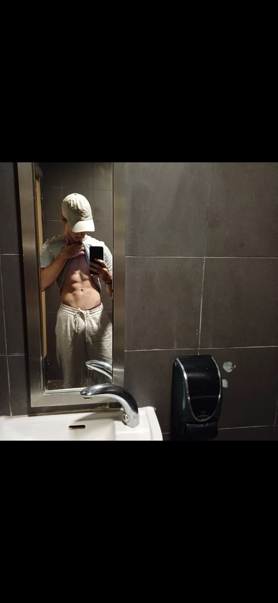 Profil de Ghani, 32 ans, Site gay gratuit à Neuheim (Zoug)