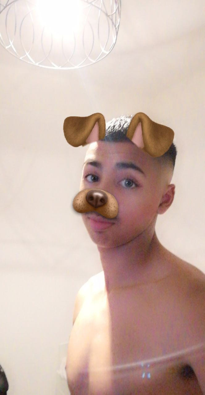 Evann - Site gay gratuit à Braggio Profil de Evann, 44 ans, Site gay gratuit à Braggio (Grisons)