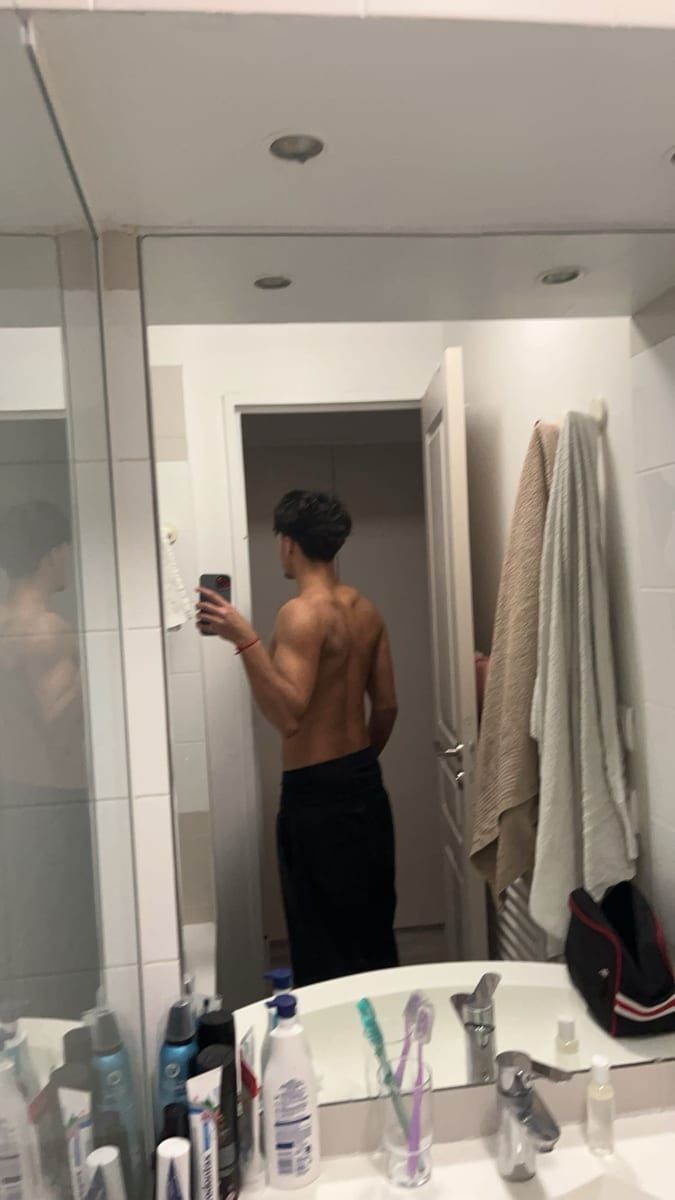 Amateur - Site gay gratuit à Villariaz Profil de Amateur, 41 ans, Site gay gratuit à Villariaz (Fribourg)