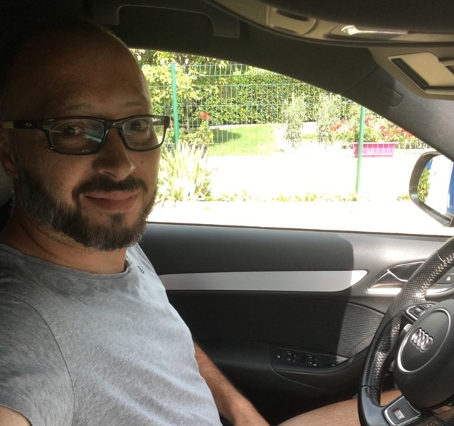 Chouaib - Site gay gratuit à Itingen Profil de Chouaib, 34 ans, Site gay gratuit à Itingen (Bâle-Campagne)