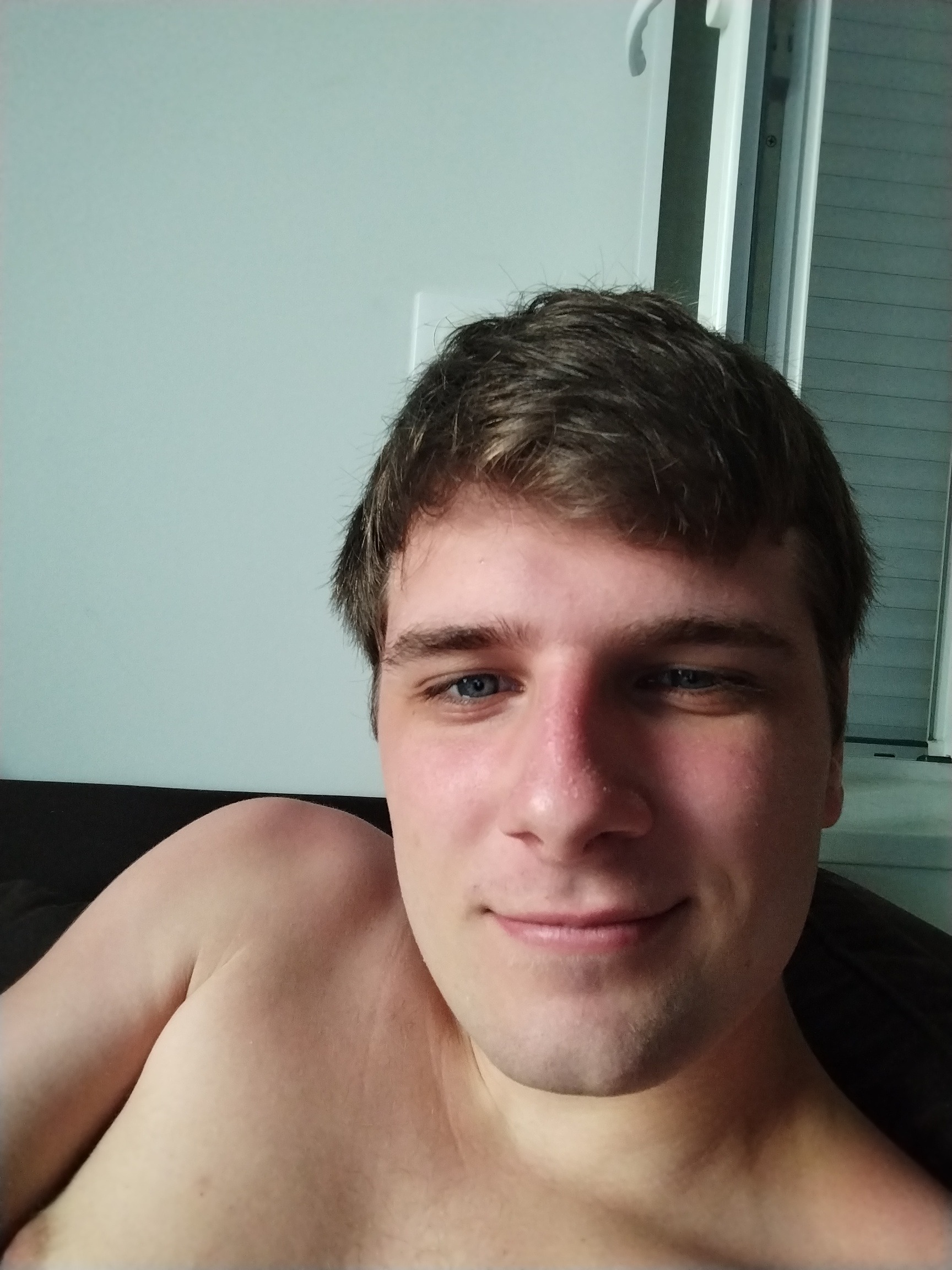 Profil de Ashley, 25 ans, Site gay gratuit à Luchsingen (Glaris)