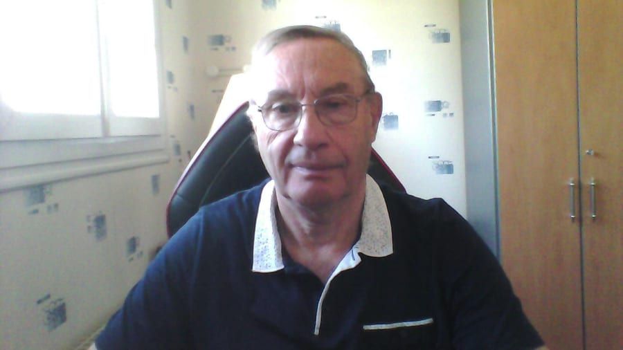 Lorcan - Site gay gratuit à Tinizong Profil de Lorcan, 27 ans, Site gay gratuit à Tinizong (Grisons)