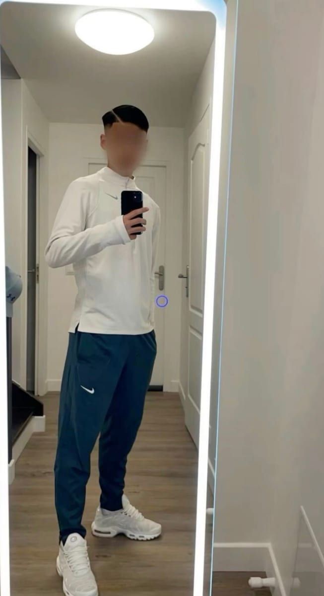 Kengi - Site gay gratuit à Greich Profil de Kengi, 28 ans, Site gay gratuit à Greich (Valais)