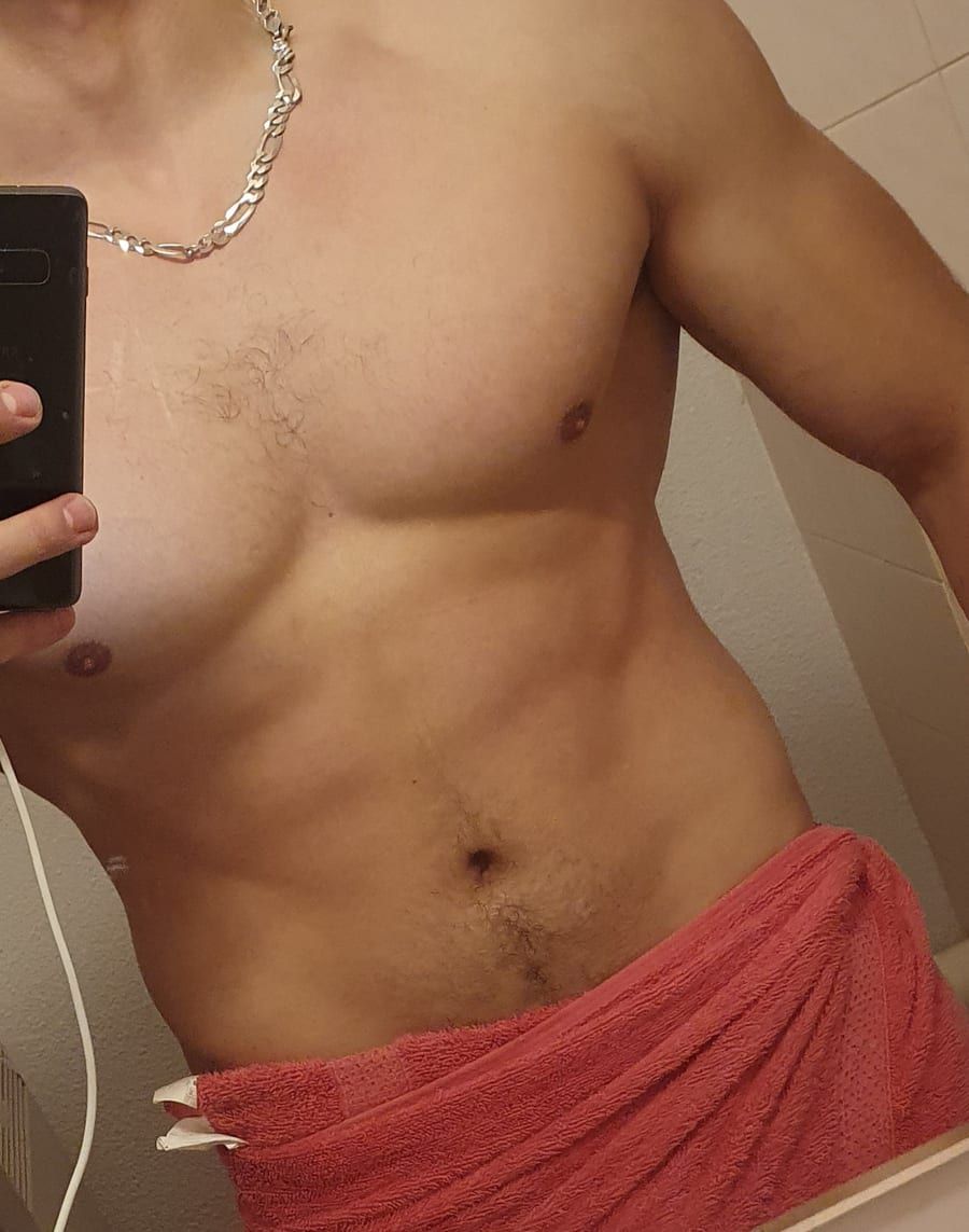 Profil de Louis-maxence, 26 ans, Site gay gratuit à Zeneggen (Valais)