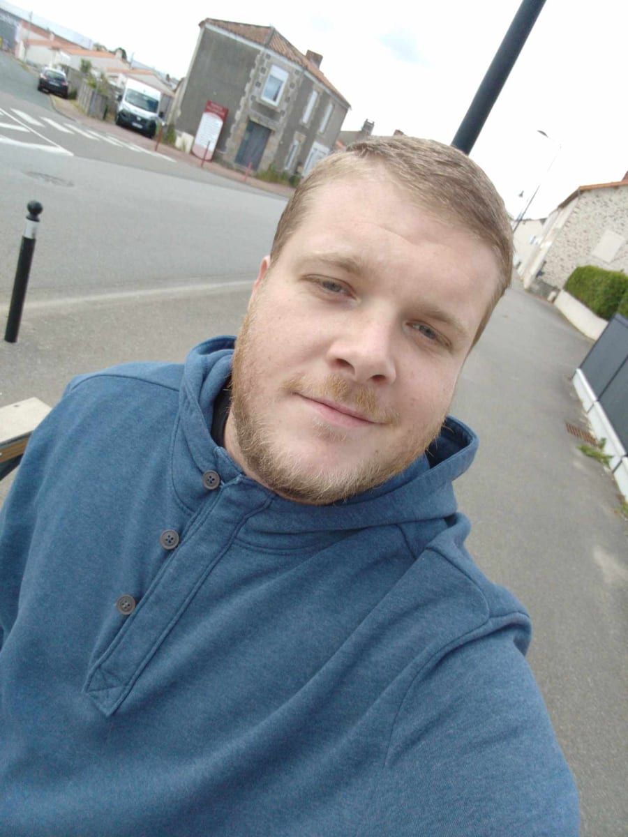 Andréa - Site gay gratuit à Ramersberg Profil de Andréa, 24 ans, Site gay gratuit à Ramersberg (Obwald)