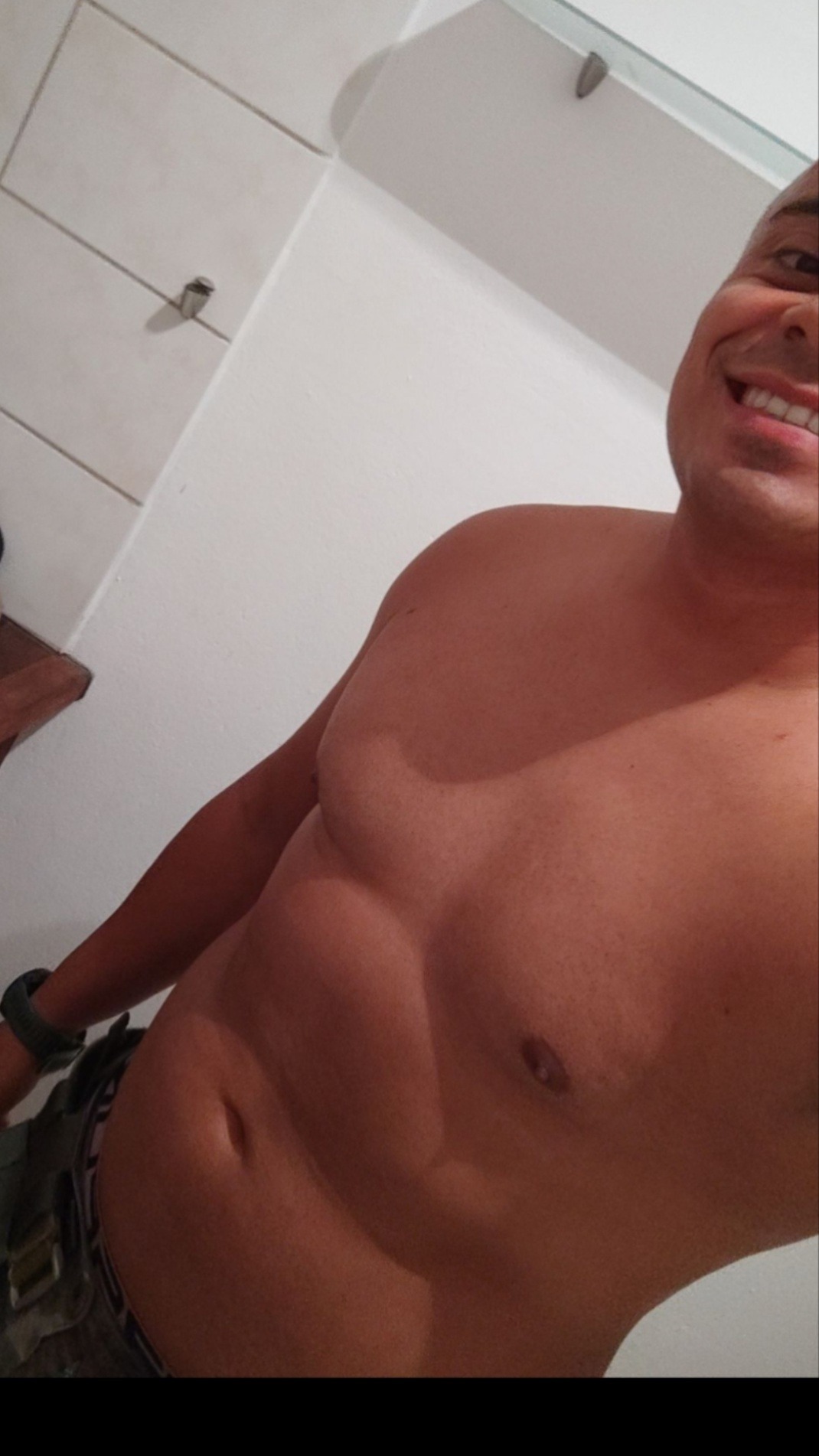 Sohan - Site gay gratuit à Seelisberg Profil de Sohan, 36 ans, Site gay gratuit à Seelisberg (Uri)