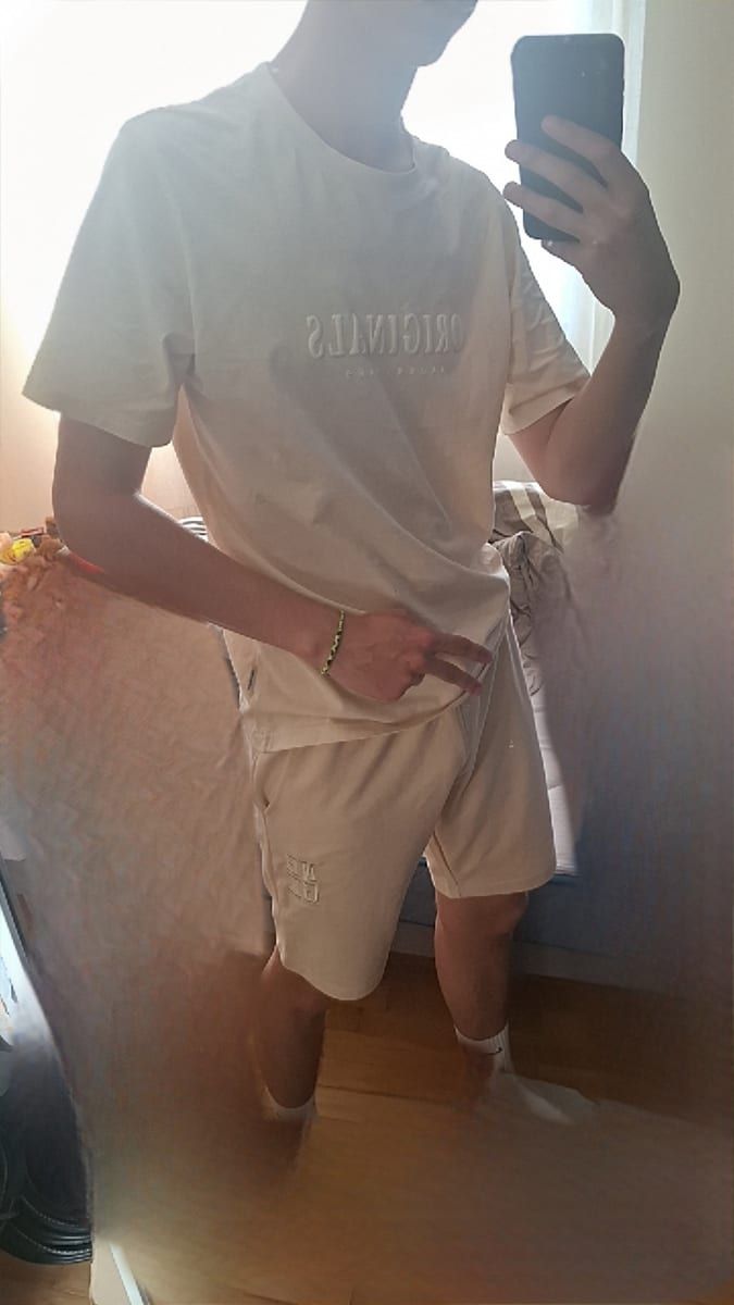 Mazir - Site gay gratuit à Noville Profil de Mazir, 22 ans, Site gay gratuit à Noville (Vaud)