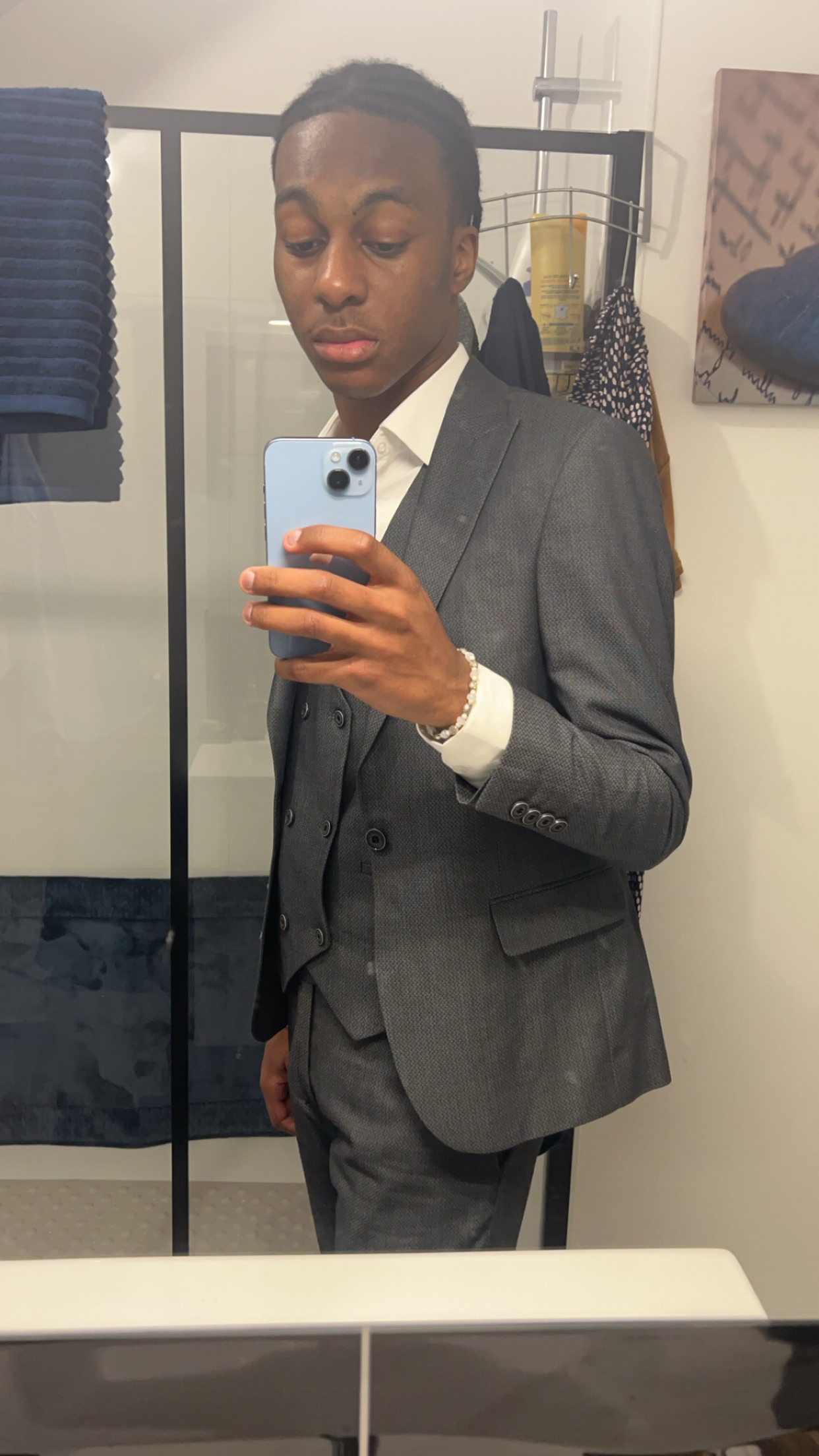 Theoden - Site gay gratuit à Willisdorf Profil de Theoden, 34 ans, Site gay gratuit à Willisdorf (Thurgovie)