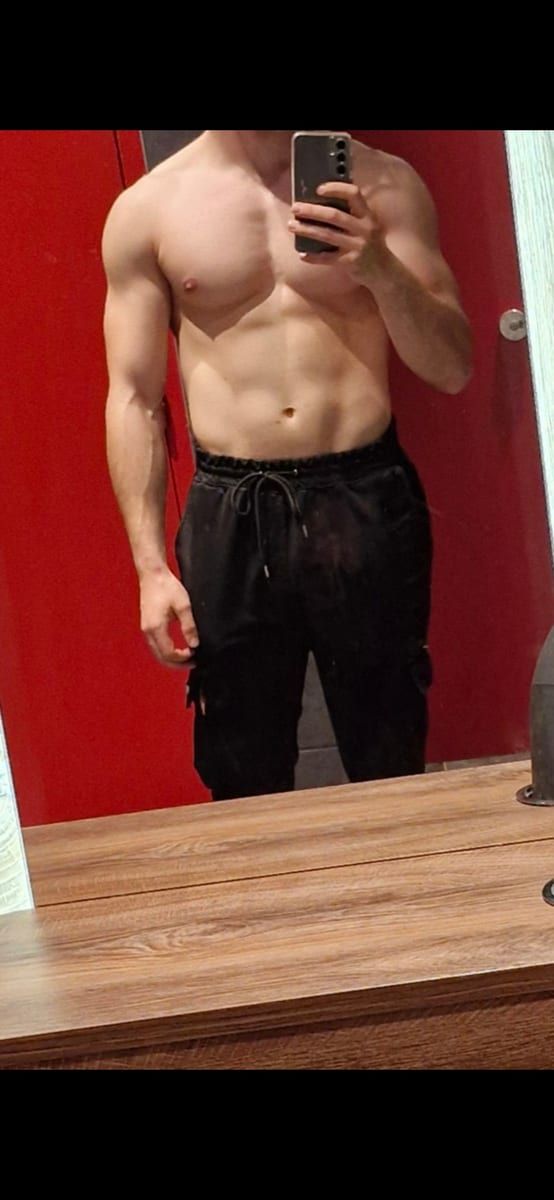 Profil de Mahmoudou, 25 ans, Site gay gratuit à Ulrichen (Valais)