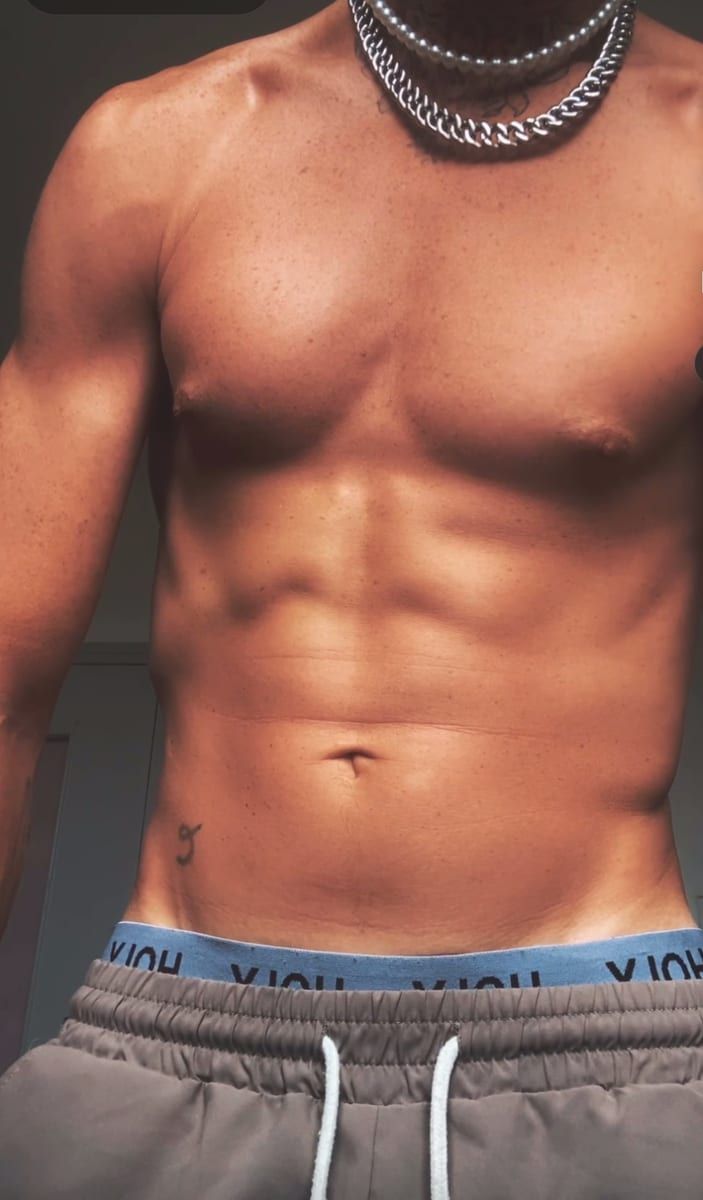 Hermin - Site gay gratuit à Bibern SO Profil de Hermin, 28 ans, Site gay gratuit à Bibern SO (Soleure)