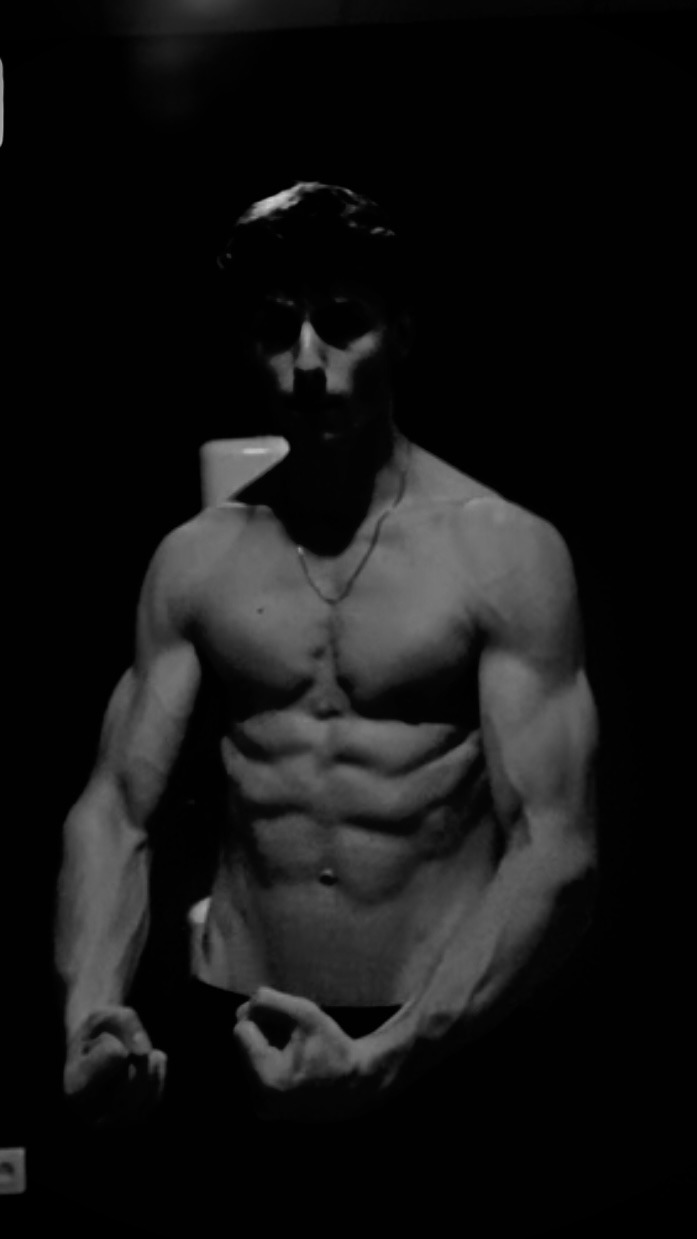 Antonyn - Site gay gratuit à Versam Profil de Antonyn, 44 ans, Site gay gratuit à Versam (Grisons)