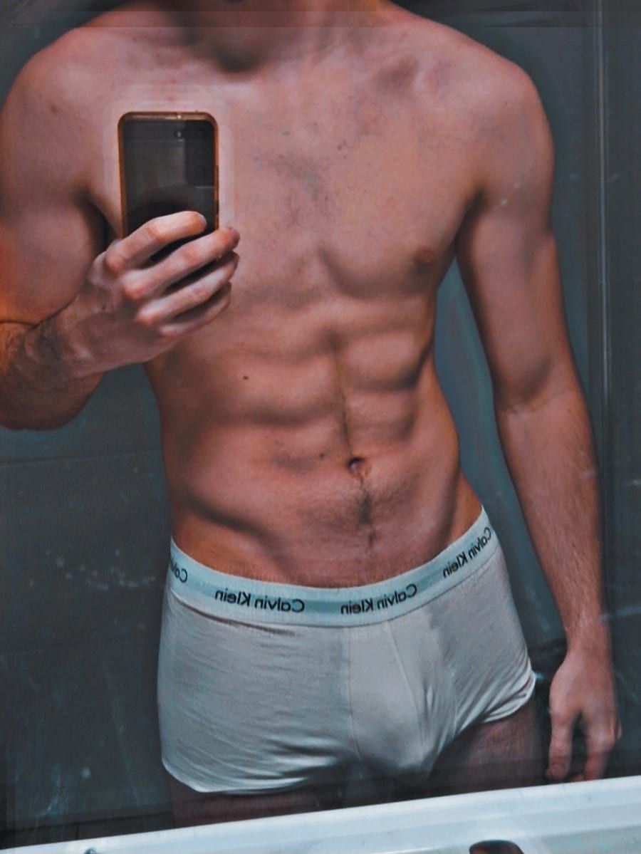 Jamie - Site gay gratuit à Duvin Profil de Jamie, 26 ans, Site gay gratuit à Duvin (Grisons)