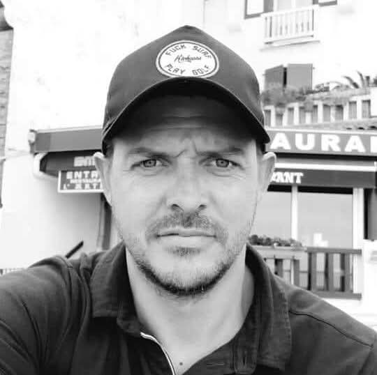 Walide - Site gay gratuit à Lienz Profil de Walide, 43 ans, Site gay gratuit à Lienz (Saint-Gall)