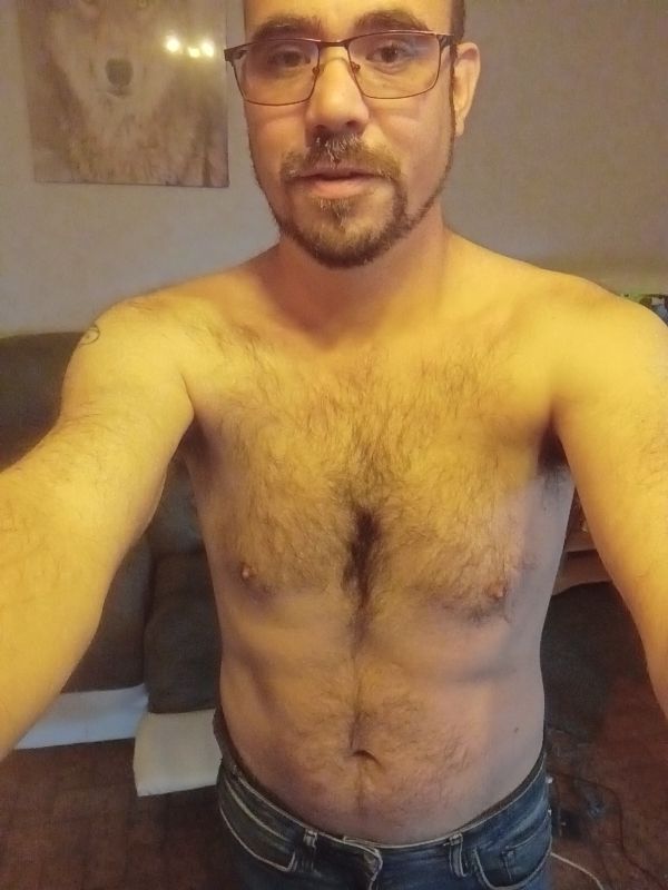 Profil de Millan, 41 ans, Site gay gratuit à Schleitheim (Schaffhouse)