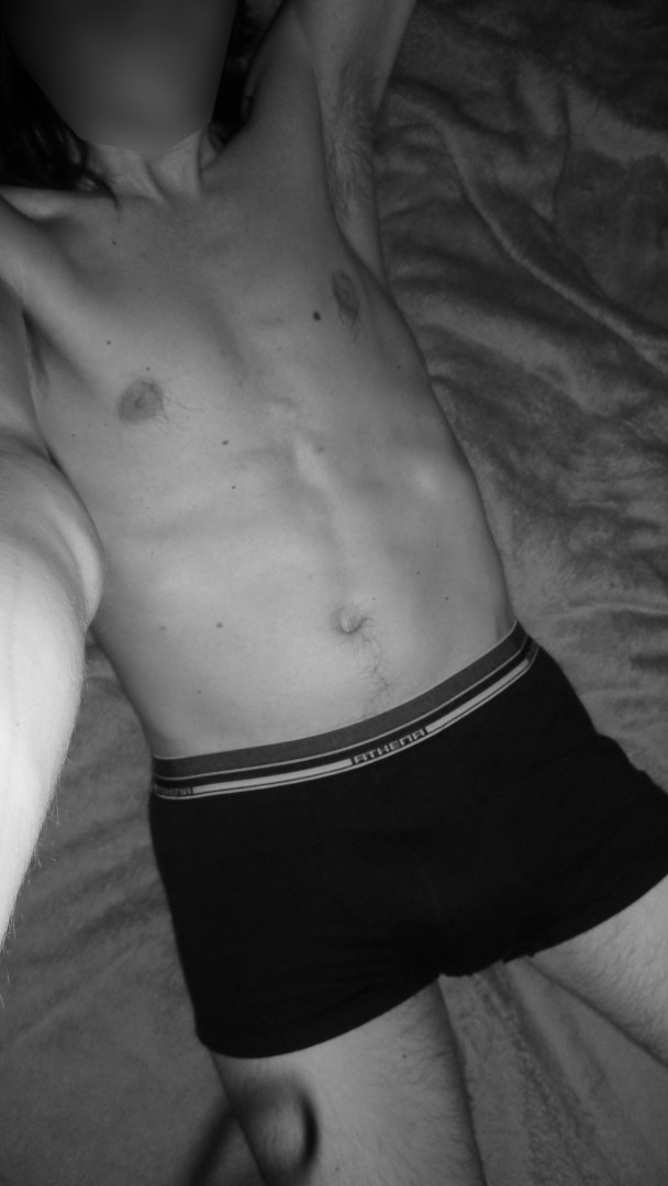 Saveriu - Site gay gratuit à Melchsee-Frutt Profil de Saveriu, 29 ans, Site gay gratuit à Melchsee-Frutt (Obwald)