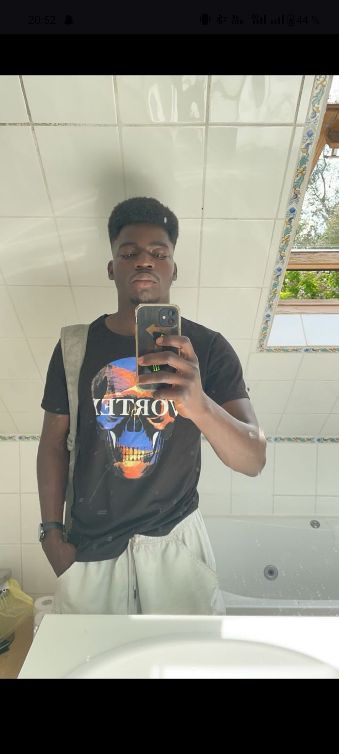 Alhassane - Site gay gratuit à Wallenbuch Profil de Alhassane, 24 ans, Site gay gratuit à Wallenbuch (Fribourg)