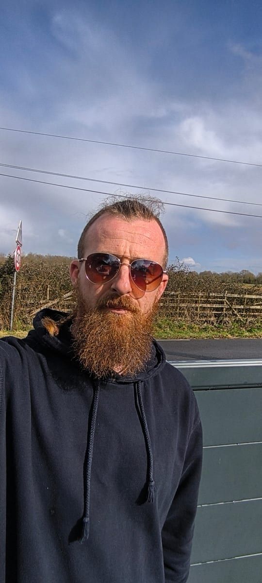 Jacques-olivier - Site gay gratuit à La Côte-aux-Fées Profil de Jacques-olivier, 33 ans, Site gay gratuit à La Côte-aux-Fées (Neuchâtel)