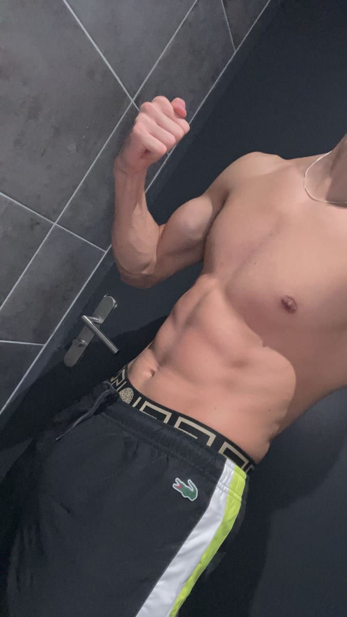 Pierre-gabriel - Site gay gratuit à Mülligen Profil de Pierre-gabriel, 44 ans, Site gay gratuit à Mülligen (Argovie)