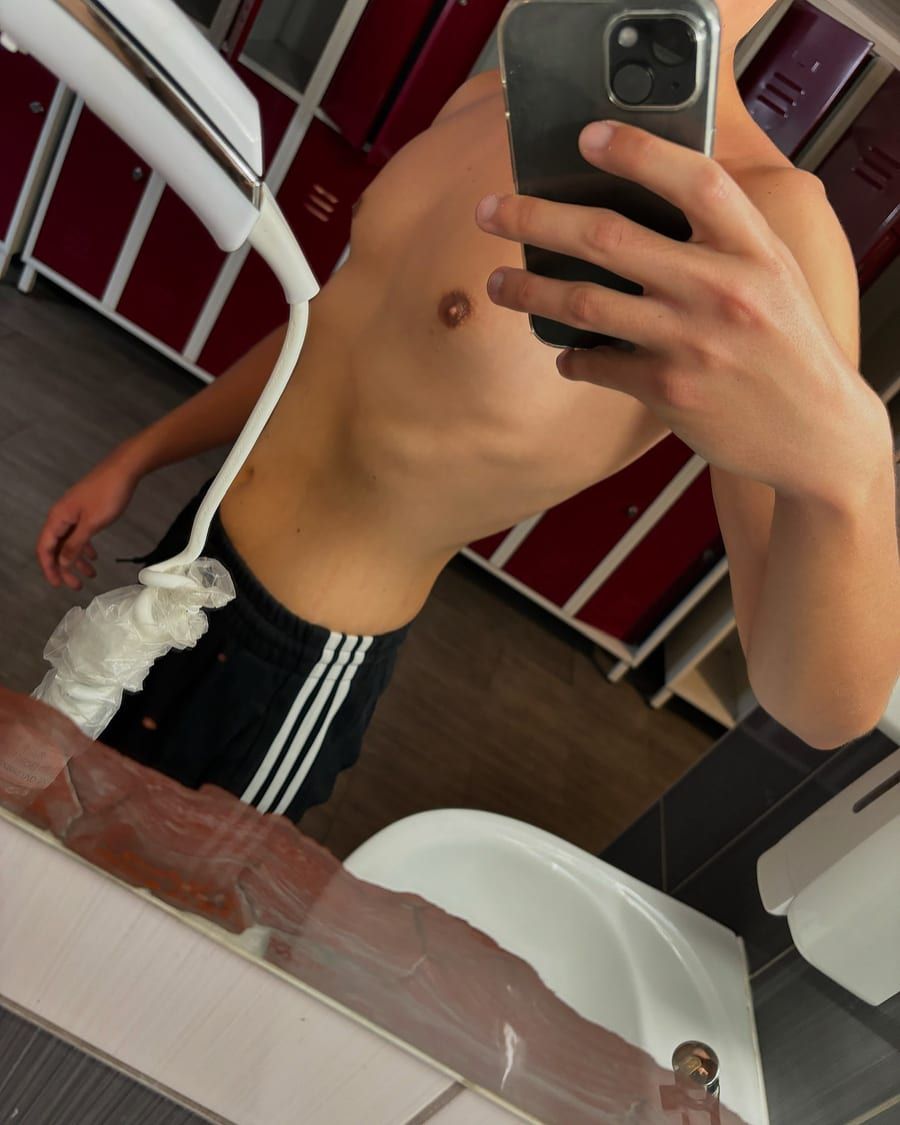 Tommi - Site gay gratuit à Uster Profil de Tommi, 41 ans, Site gay gratuit à Uster (Zurich)