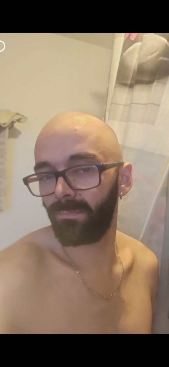 Profil de Akan, 34 ans, Site gay gratuit à Yverdon-les-Bains (Vaud)