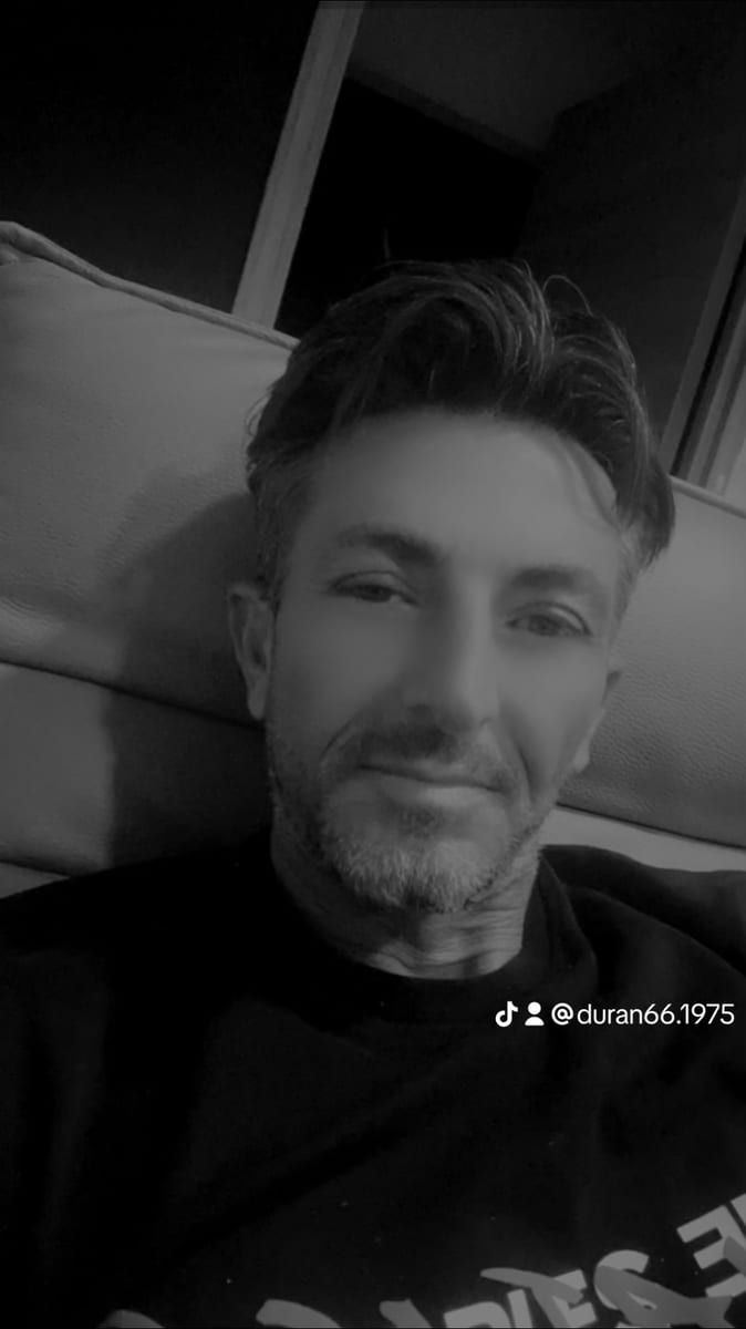 Nouaman - Site gay gratuit à Correvon Profil de Nouaman, 22 ans, Site gay gratuit à Correvon (Vaud)