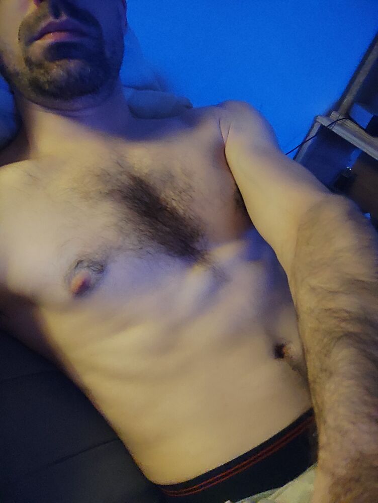 Profil de Ossama, 32 ans, Site gay gratuit à Sörenberg (Lucerne)