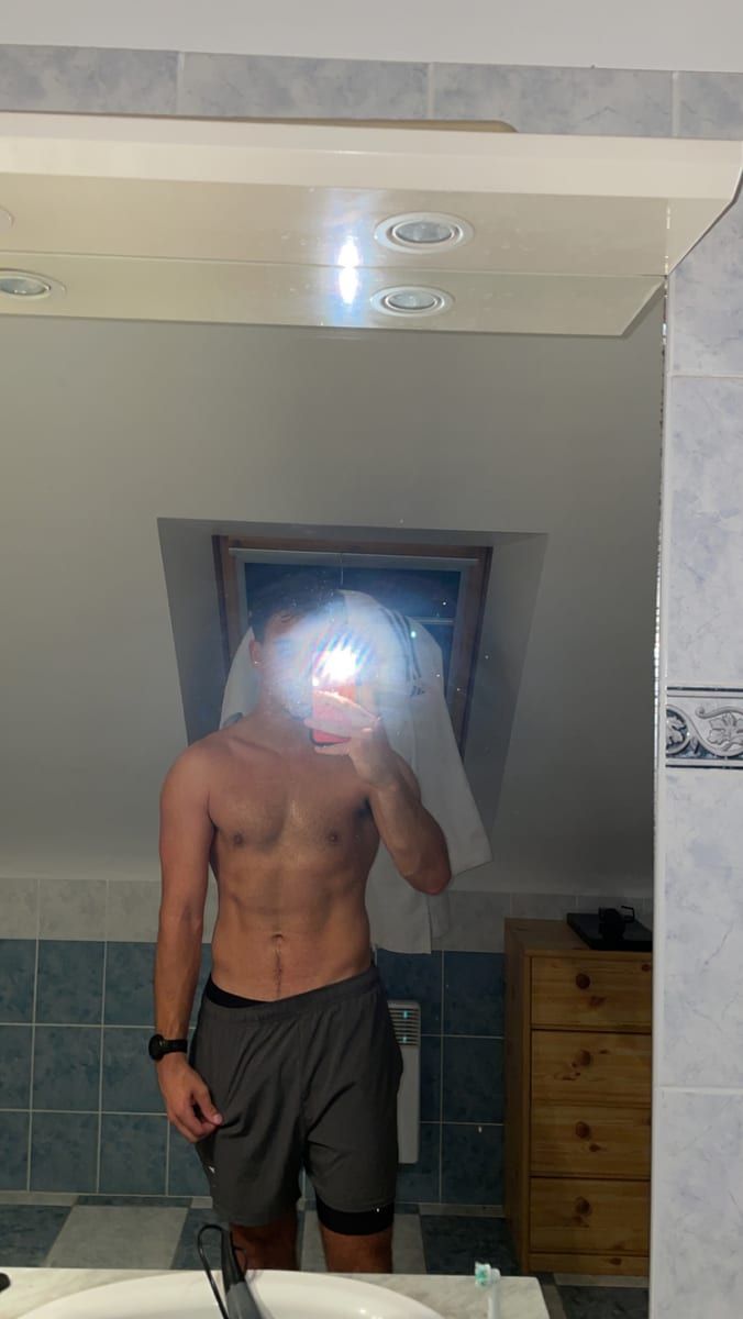 Nathan - Site gay gratuit à Bellegarde Profil de Nathan, 32 ans, Site gay gratuit à Bellegarde (Fribourg)