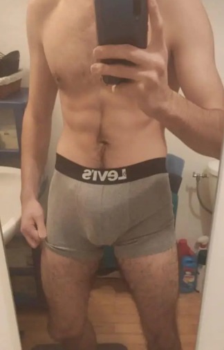 Profil de Norian, 31 ans, Site gay gratuit à Uvrier (Valais)