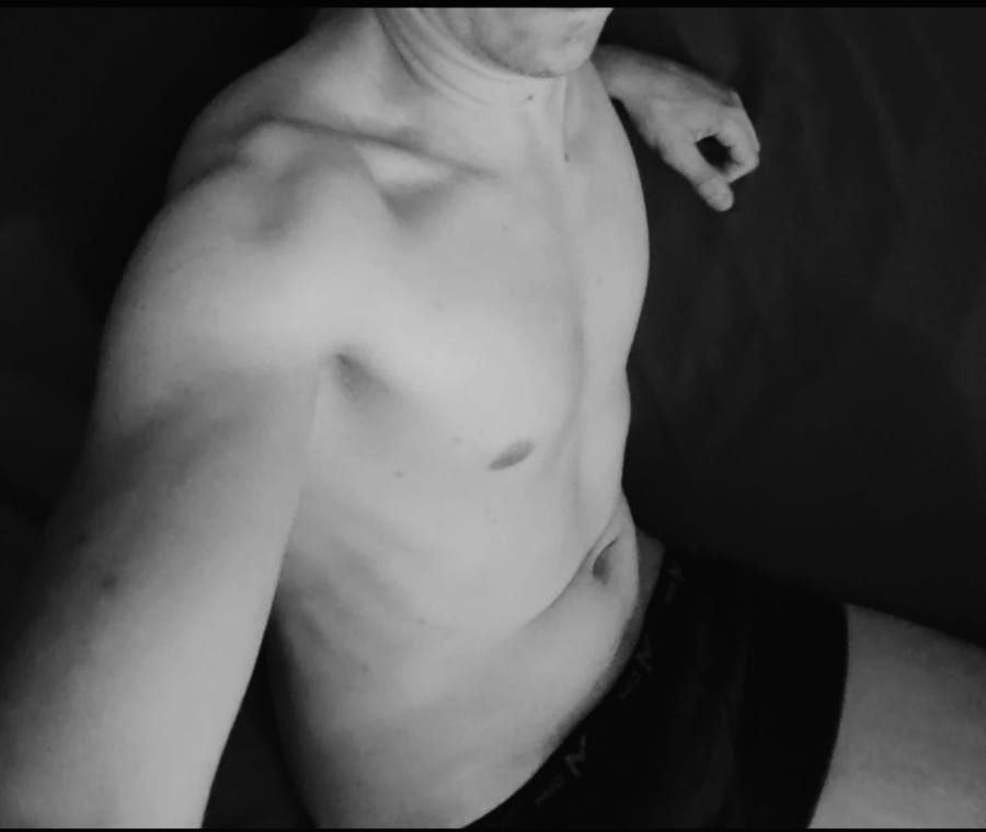 Cuma - Site gay gratuit à Richenthal Profil de Cuma, 27 ans, Site gay gratuit à Richenthal (Lucerne)