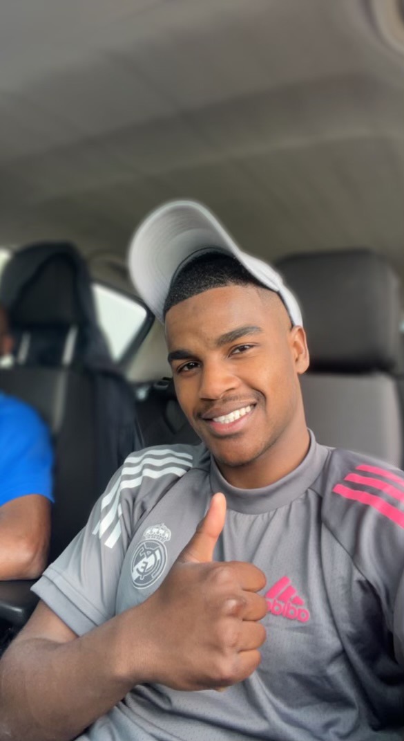 Darnell - Site gay gratuit à Maladers Profil de Darnell, 29 ans, Site gay gratuit à Maladers (Grisons)