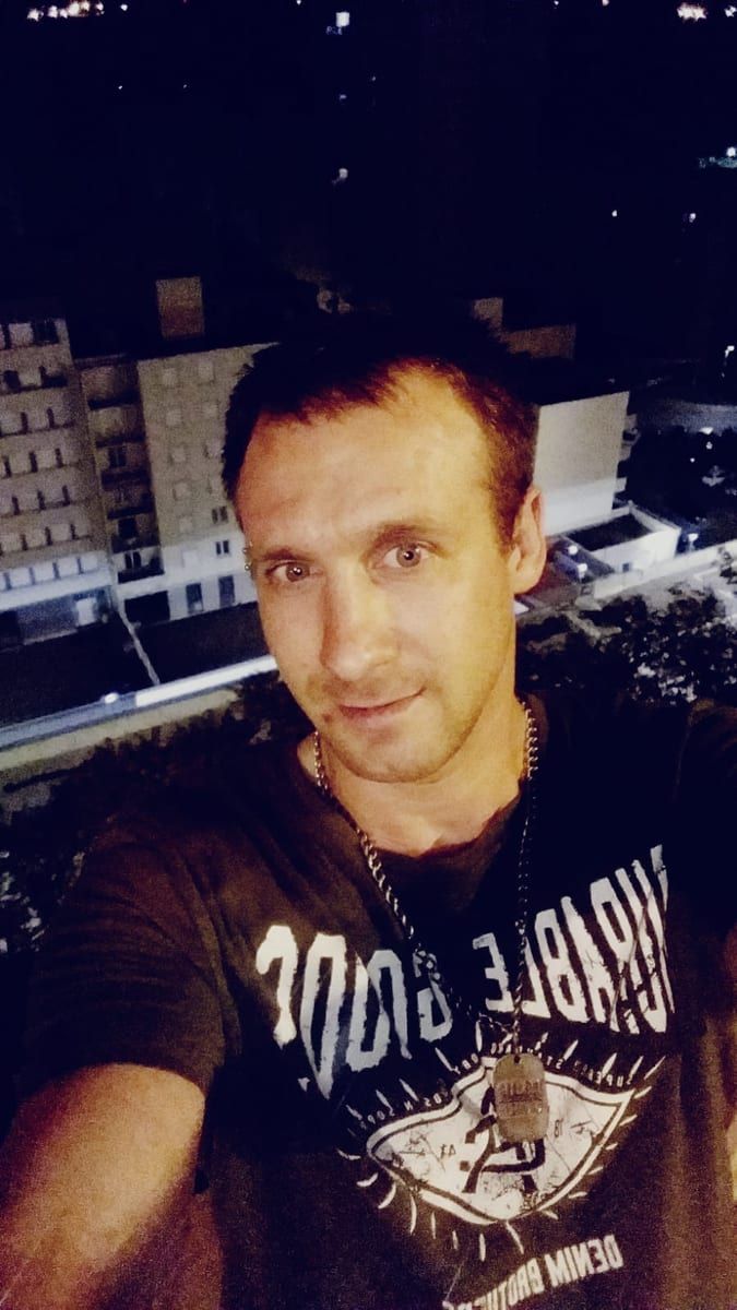 Agathon - Site gay gratuit à Boltigen Profil de Agathon, 28 ans, Site gay gratuit à Boltigen (Berne)