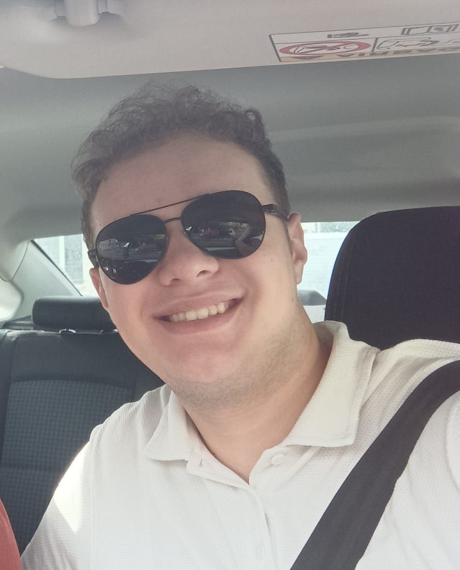 Monir - Site gay gratuit à Acquarossa Profil de Monir, 28 ans, Site gay gratuit à Acquarossa (Tessin)