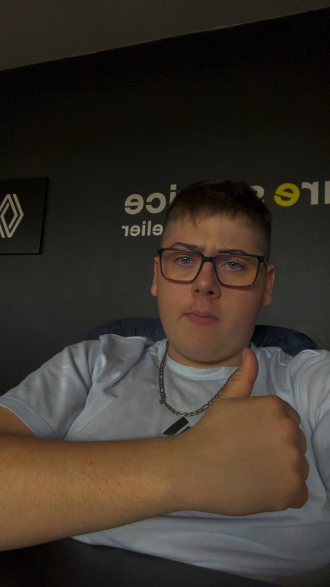Elder - Site gay gratuit à Siviriez Profil de Elder, 35 ans, Site gay gratuit à Siviriez (Fribourg)
