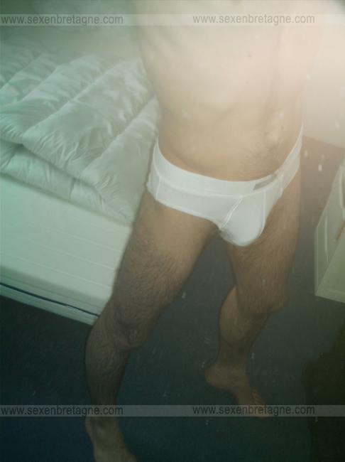 Profil de Faik, 29 ans, Site gay gratuit à Trogne (St-Martin) (Valais)