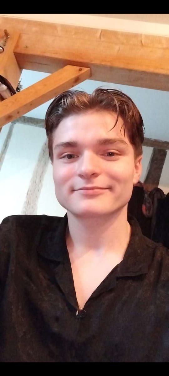Enguerrand - Site gay gratuit à Preda Profil de Enguerrand, 40 ans, Site gay gratuit à Preda (Grisons)