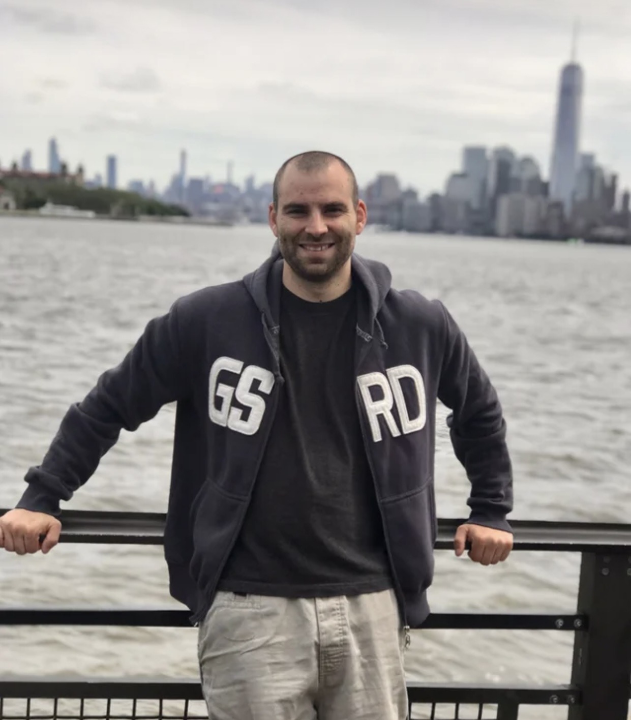 Profil de Dale, 42 ans, Site gay gratuit à Vuibroye (Vaud)