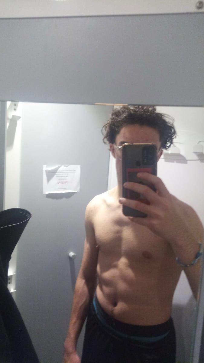 Profil de Tobias, 40 ans, Site gay gratuit à Veytaux (Vaud)
