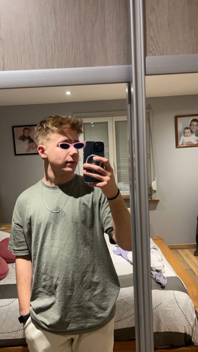 Venceslas - Site gay gratuit à Wollerau Profil de Venceslas, 31 ans, Site gay gratuit à Wollerau (Schwytz)