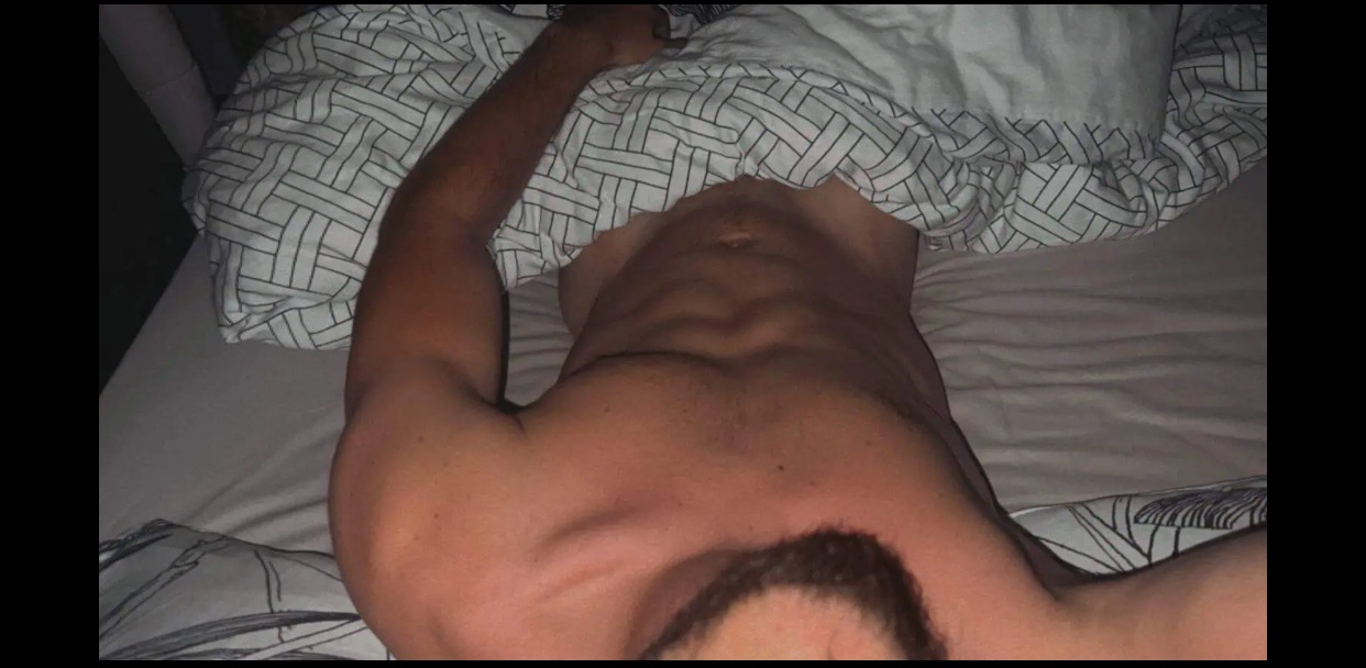 Fabiano - Site gay gratuit à Intschi Profil de Fabiano, 42 ans, Site gay gratuit à Intschi (Uri)