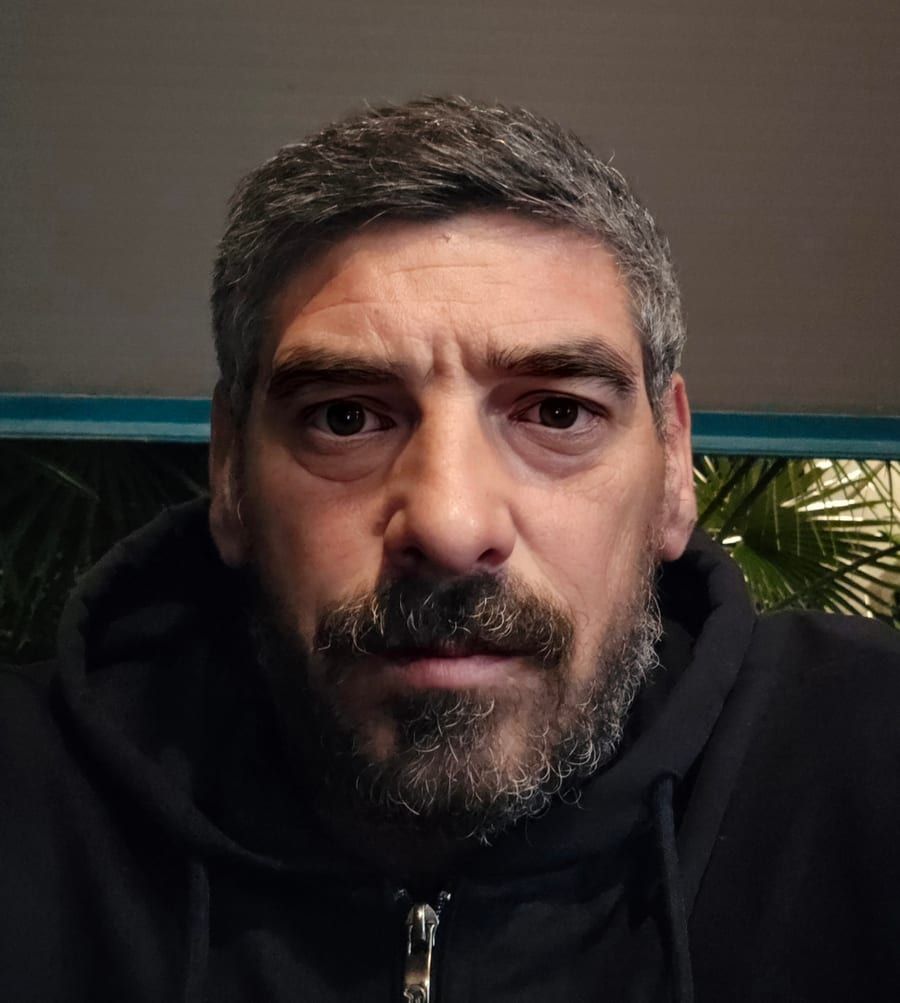 Profil de Elysee, 26 ans, Site gay gratuit à Uvrier (Valais)